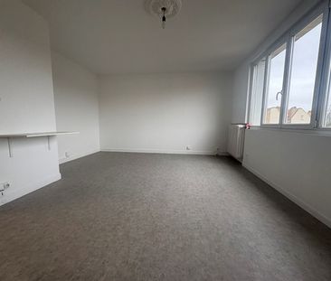 CLAMART MAIRIE STUDIO 30.28 m² - Photo 1