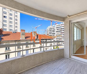 Location Appartement 2 pièces 50m² VILLEURBANNE 69100 - Photo 5