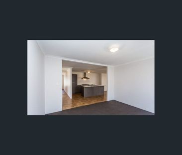 Bright & Modern - Photo 4