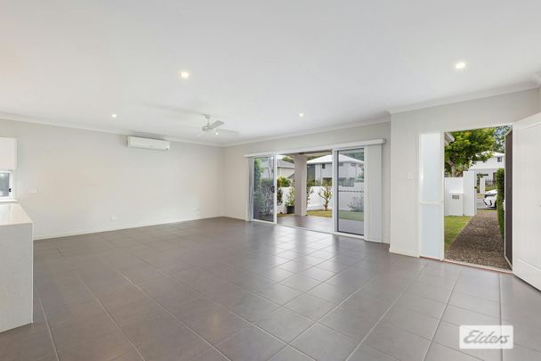 STUNNING FOUR BEDROOM WALKING DISTANCE TO JPC! - Photo 1