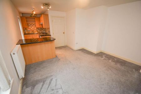 2 bedroom apartment to rent - Photo 4