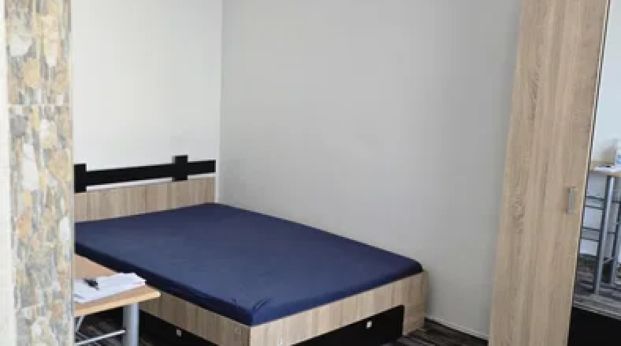 De inchiriat apartament, 1 camera, decomandat, 25 mp, Alexandru cel Bun, Liceul Economic de tursim, Cod 162627 - Photo 1
