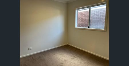 Well-Located 4-Bedroom Family Home Close to Schools & Transport!! - Photo 5
