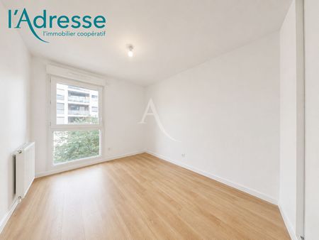 Location Appartement 3 pièces 61m² NOISY LE GRAND 93160 - Photo 4