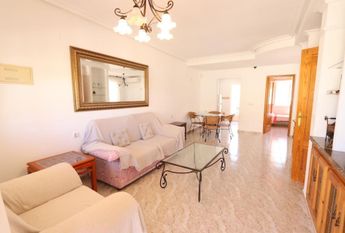 Adosado en la Regia . Temporada larga.