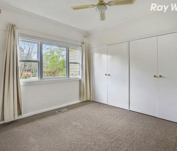 Big Bright Family Home! - Photo 5