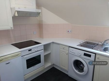 West Street, Fareham - Photo 4