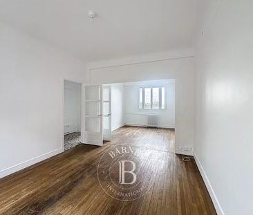 Tout savoir sur cette maison dans le quartier Centre, à Saint-Cloud - Photo 5