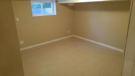 For Lease - 31 Bailey Crescent Unit# Lower, Aurora, Ontario - Photo 5