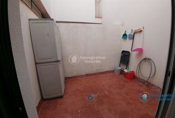 Se alquila en Tejina de Guia apartamento de 2 dormitorios !!