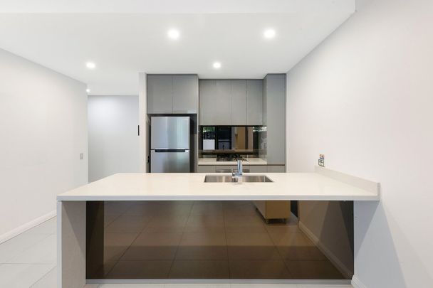 Courtyard Apartment I Bedrooms Separate I Modern & Stylish - Photo 1