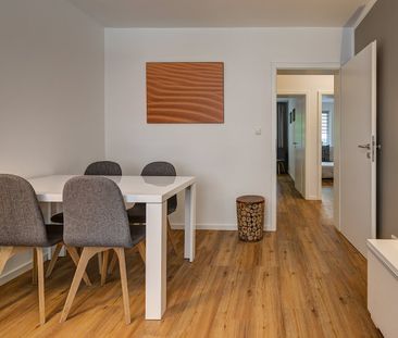 Beautiful 2.5-room apartment with 2 bedrooms and balcony in Munich-... - Foto 5