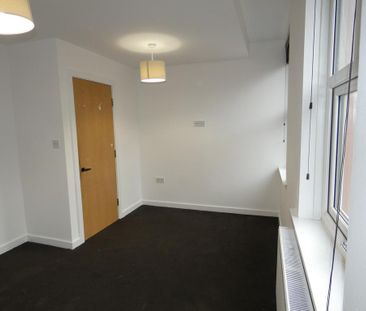 2 bedroom property to rent - Photo 2