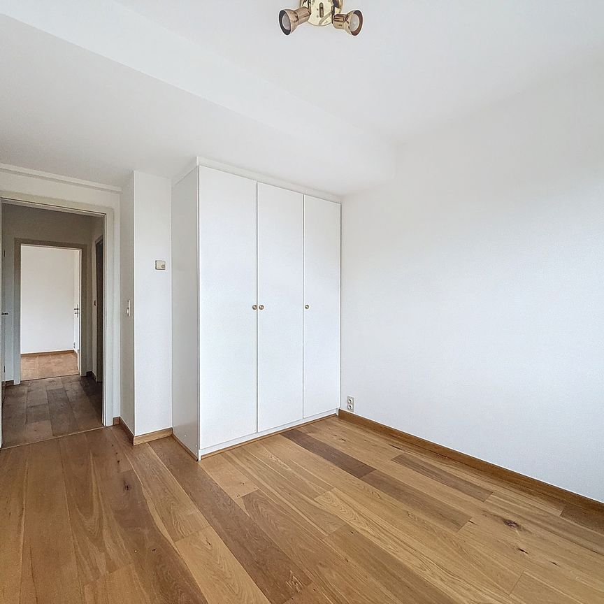 Flat - for rent - Photo 1