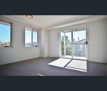 10 Northcott Blvd, Hammondville, NSW 2170 - Photo 5