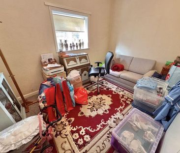 2 bedroom ground floor flat to rent - Photo 3