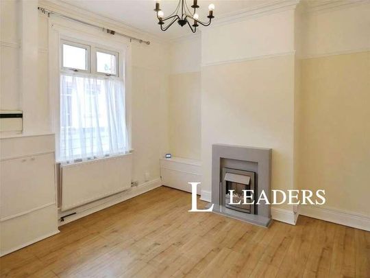 Salisbury Street, Stoke-on-trent, ST6 - Photo 1