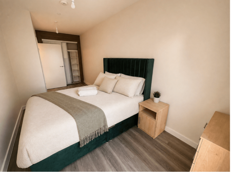 3 bedroom flat to rent - Photo 3