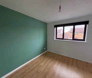 Worle, Weston-super-Mare, North Somerset - Photo 1