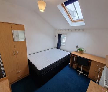 5 Bed Student Accommodation - Photo 3