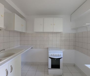 Location Appartement 1 pièce 35m² - Photo 3