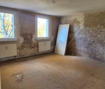 2-Raum-Wohnung DG links zur Selbstrenovierung - Karl-Marx-Str. 17, ... - Foto 1