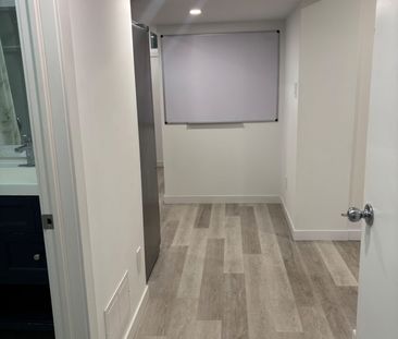 For Lease - 131 Kinzie Avenue Unit# B - Lower Level, Kitchener, Ont... - Photo 3