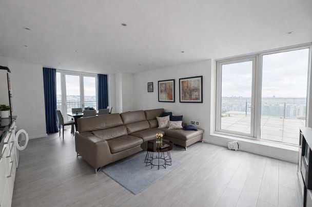 2 Bed Flat, Ability Place, E14 - Photo 1