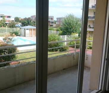 CAEN QUARTIER BEAULIEU STUDIO MEUBLE AVEC BALCON ET PARKING libre 3... - Photo 6