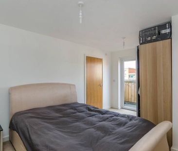 2 bedroom flat to rent - Photo 6