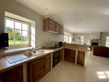 Unieke, landelijke en ruime woning met grote tuin te Waregem - Photo 5