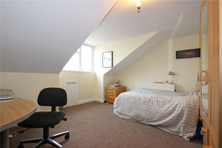 Gloucester Road, - Photo 5