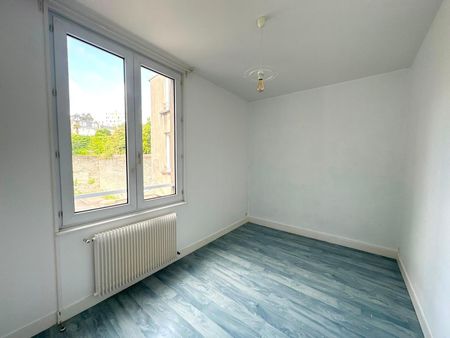 Location Appartement 3 pièces 54m² CHERBOURG-EN-COTENTIN 50100 - Photo 5