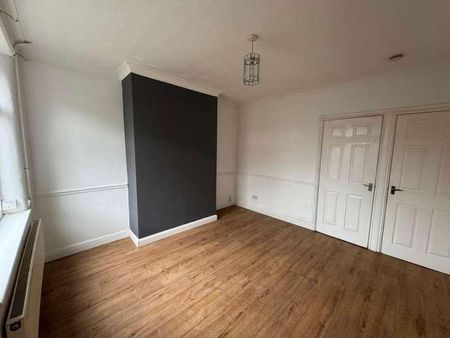 Wharton Street, Grimsby, DN31 - Photo 2