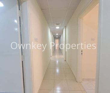 HUGE SIZE ELEGANT 3BHK ONLY 135K CLOSE TO METRO - Photo 6