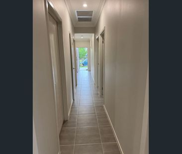 Brand new 3-bedroom attached house for rent - Photo 2