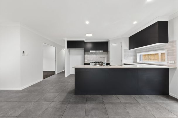 Spacious 4-Bedroom Family Home for Rent – Comfort & Convenience&excl; - Photo 1