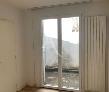 Location Appartement 3 pièces 64m² FONTENAY LE COMTE 85200 - Photo 4