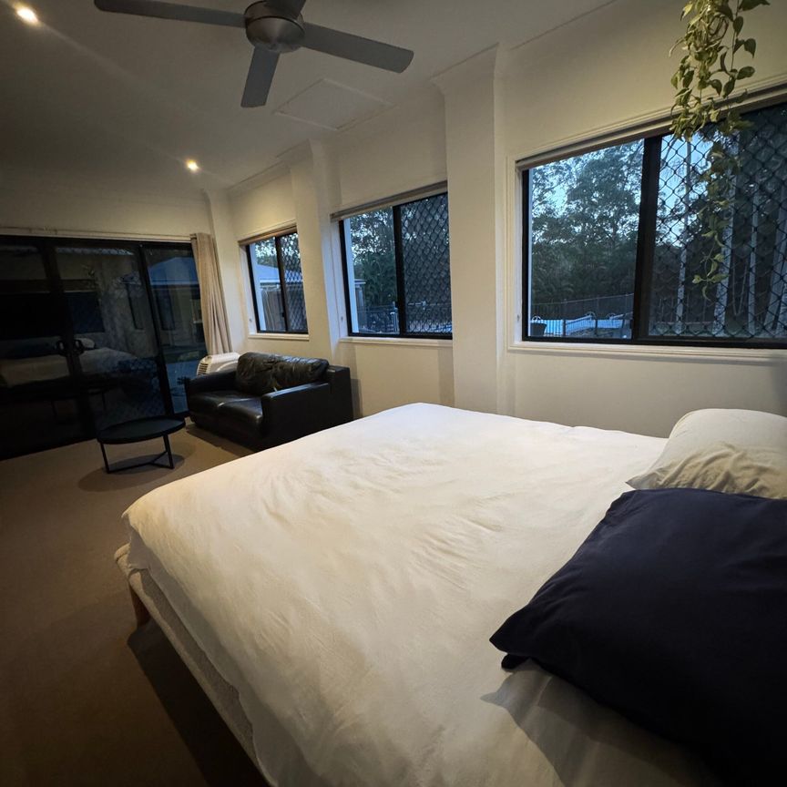 Doonan - Photo 1