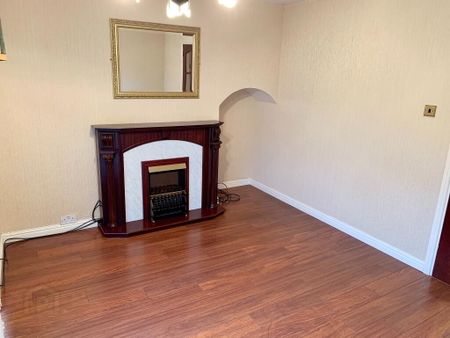 6 Broadway Avenue, Carrickfergus, BT38 8DD - Photo 2