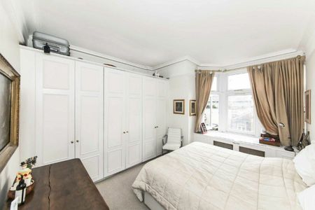 Old Court Place, Kensington, W8 - Photo 2