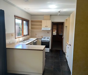 Neat Family Home In Convenient Location - Photo 6