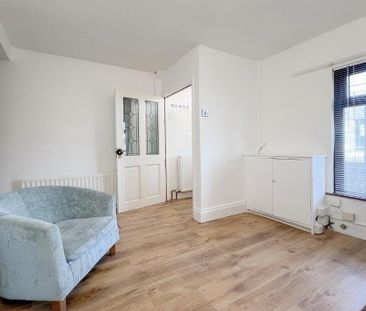 132 Balfour Avenue, Belfast, BT7 2EW - Photo 3