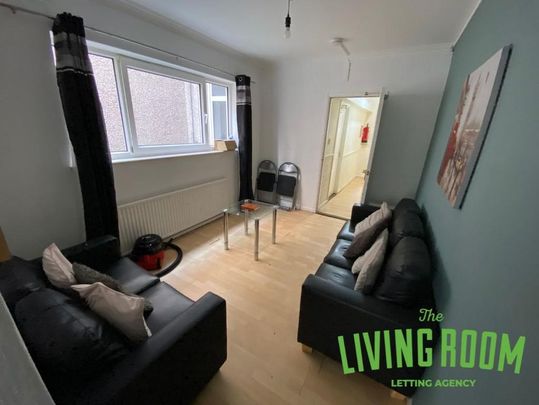 5 bedroom house to rent - Photo 1