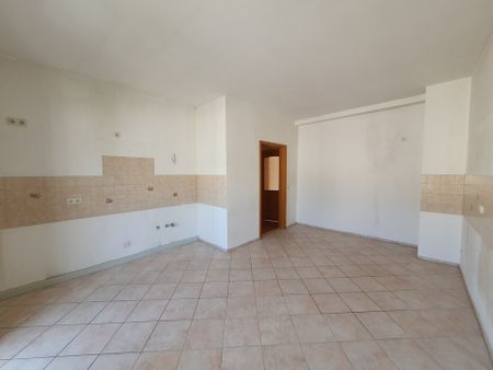 Preißelpöhl- Großzügige, helle 2 Zimmerwohnung im 1. OG mit Balkon und Garage - Photo 2