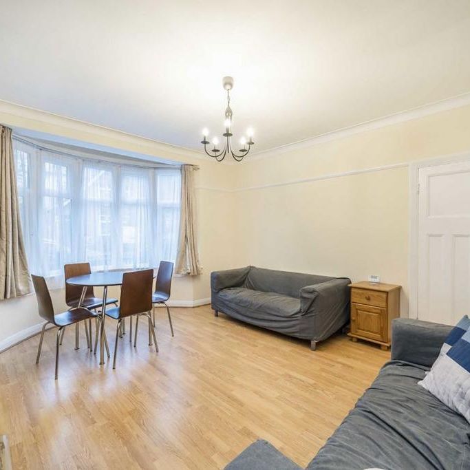 4 bedroom semi-detached house to rent - Photo 1