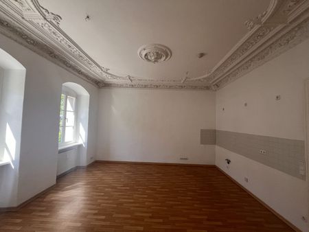 Ronneburg, Zentrale, barrierefreie Wohnung mit eleganten Stuckdecken (ME3) - Photo 4