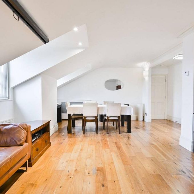 3 bedroom flat to rent - Photo 1