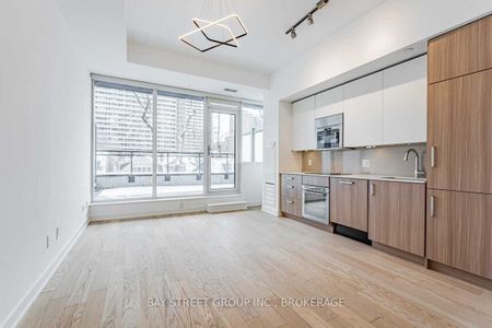 For Lease - 17 Dundonald Street Unit# 304, Toronto, Ontario - Photo 5