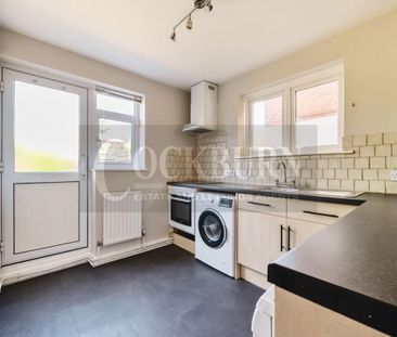 Colyer Close, London, SE9 3QG - Photo 5